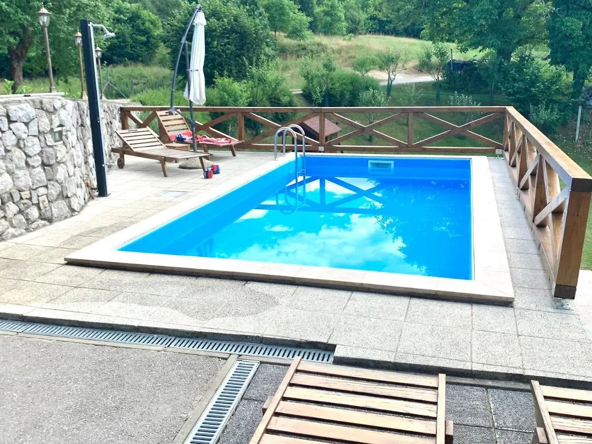 Gorski Kotar , Kuca Za Odmor Kratohvil Lukovdol 0*,